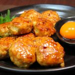 鶏肉レシピ★照り焼き鶏つくねの作り方 簡単で激うま料理 子供に人気！