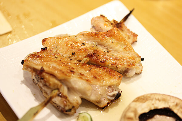 水郷のとりやさん　焼き鳥　手羽先　いかだ焼き