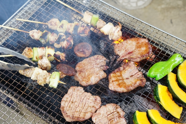 バーベキューに焼き鳥