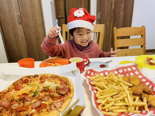 子供が楽しいクリスマスパーティ