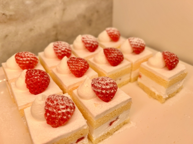 簡単ショートケーキ